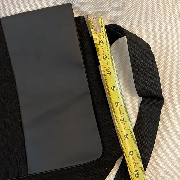 Calvin Klein Cotton Black Messenger/Laptop Bag - Picture 7 of 9